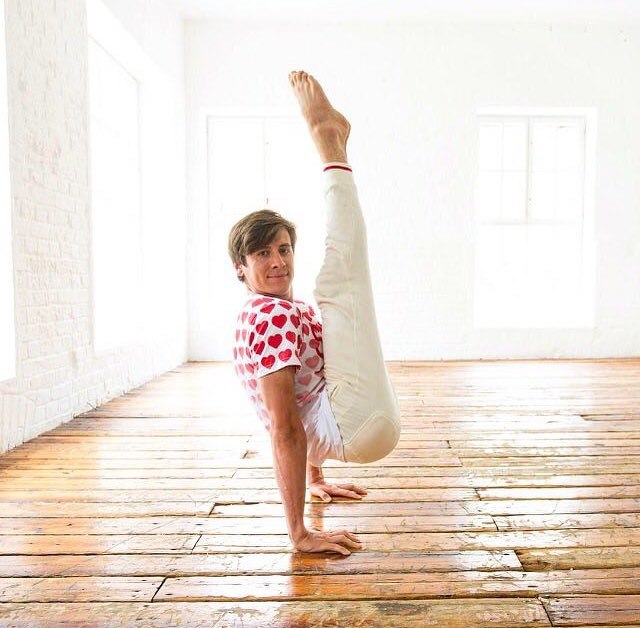 Онлайн-курс растяжки для мужчин и женщин любого во_0.jpg